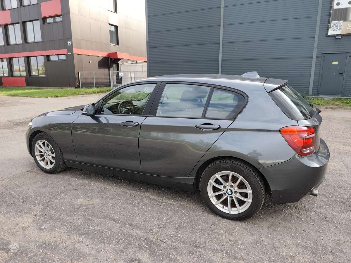 BMW 116, 2.0 l., hatchback