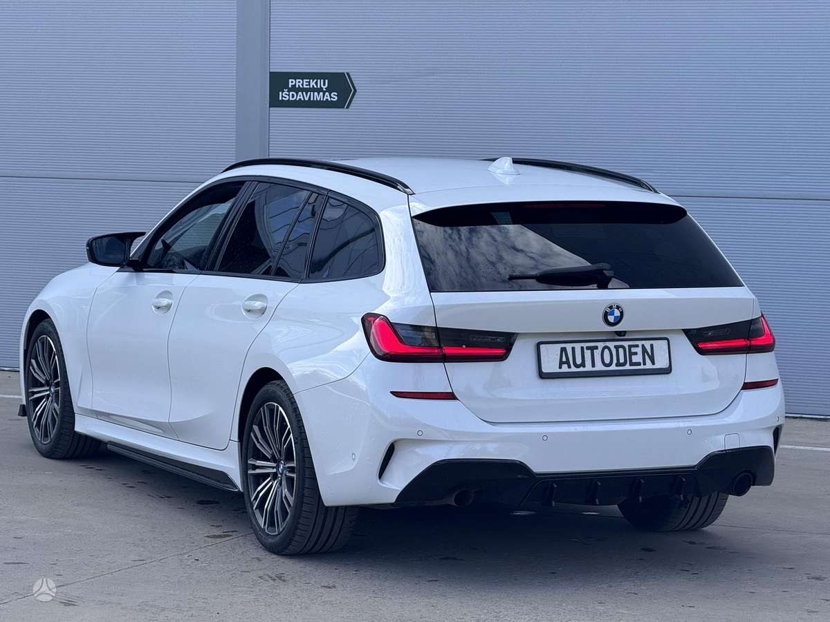 BMW 320 - 4