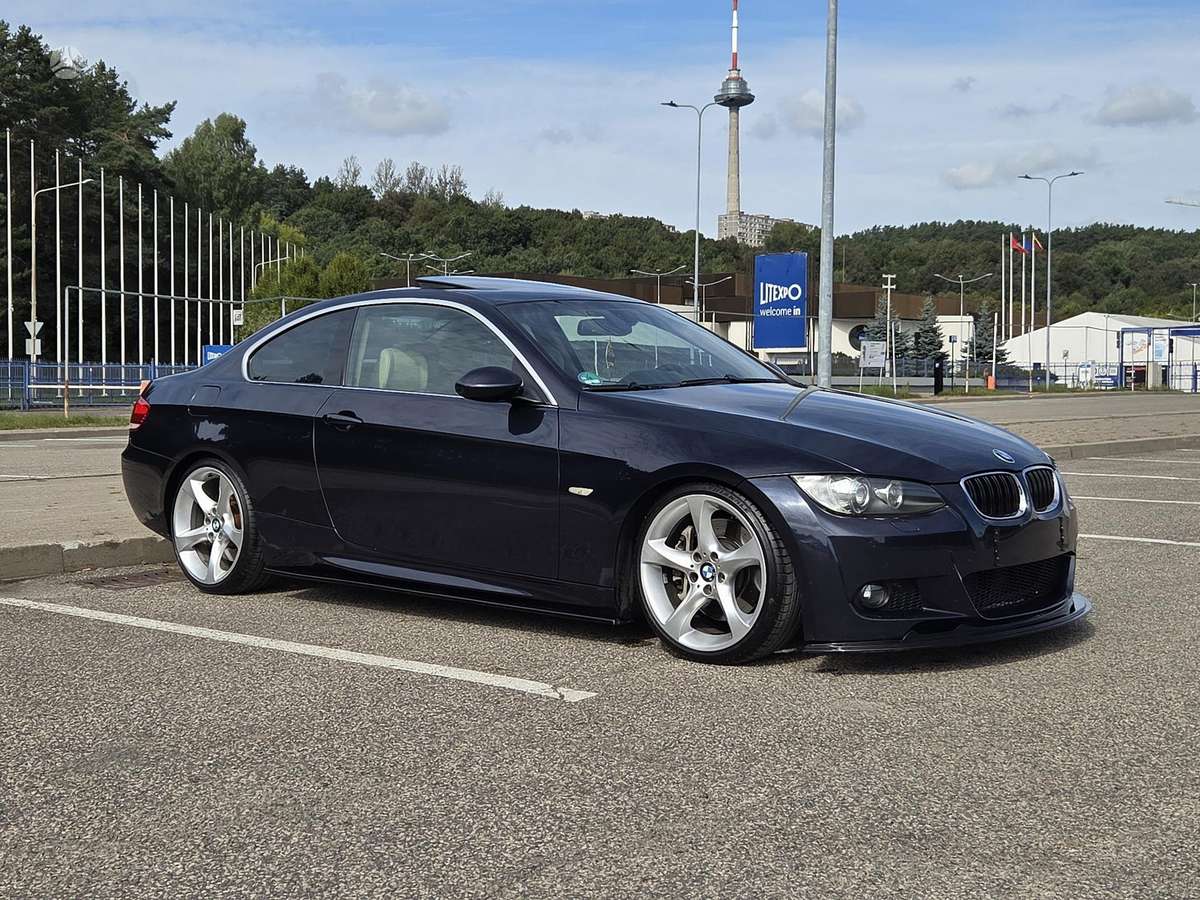 BMW 335 - 1