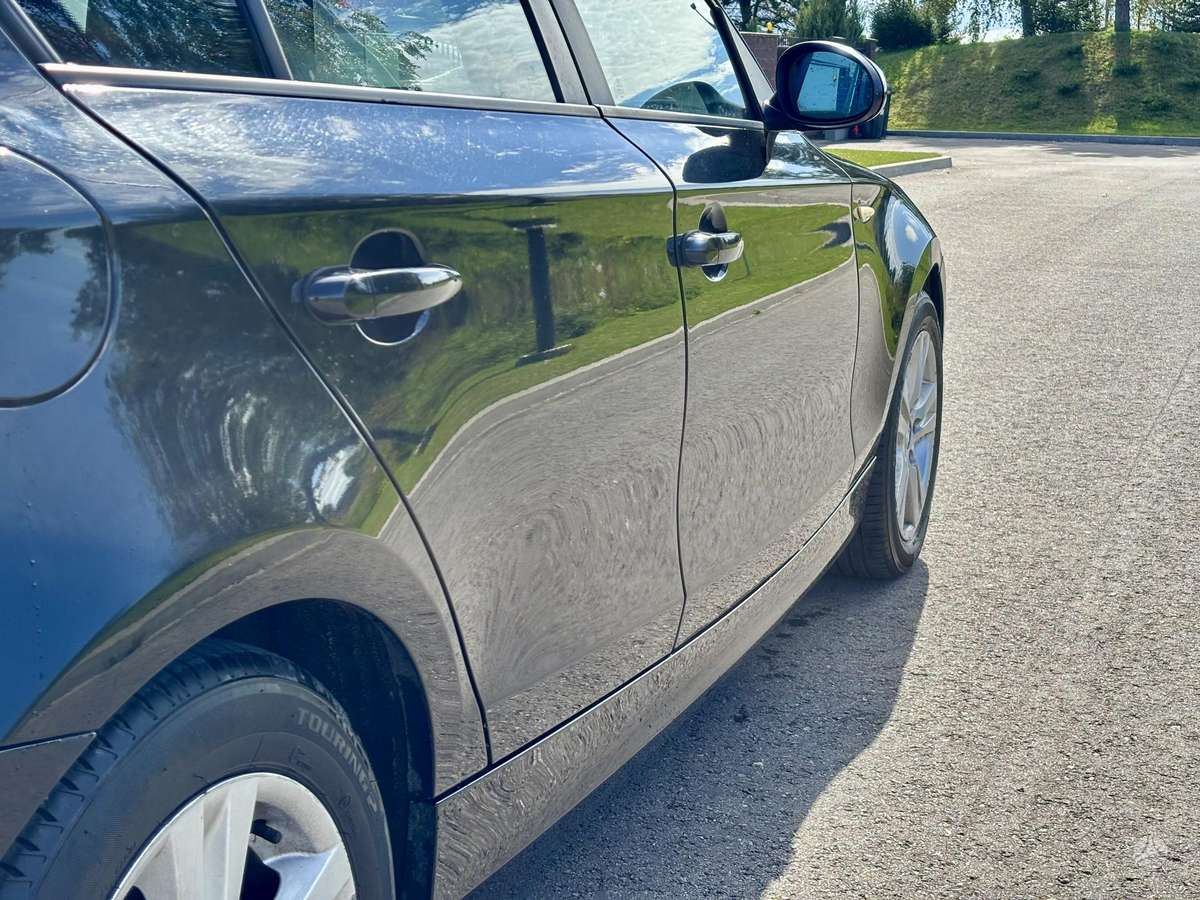 BMW 120 - 8