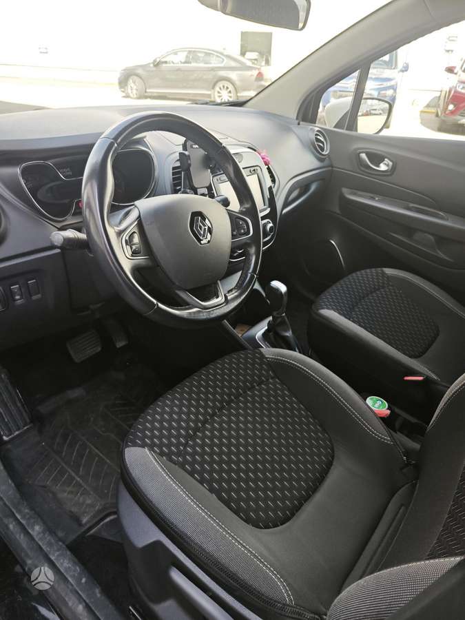 Renault Captur, 1.2 l., Внедорожник / Кроссовер