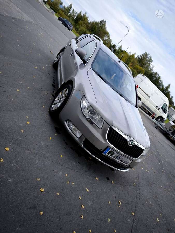 Skoda Superb, 2.0 l., wagon