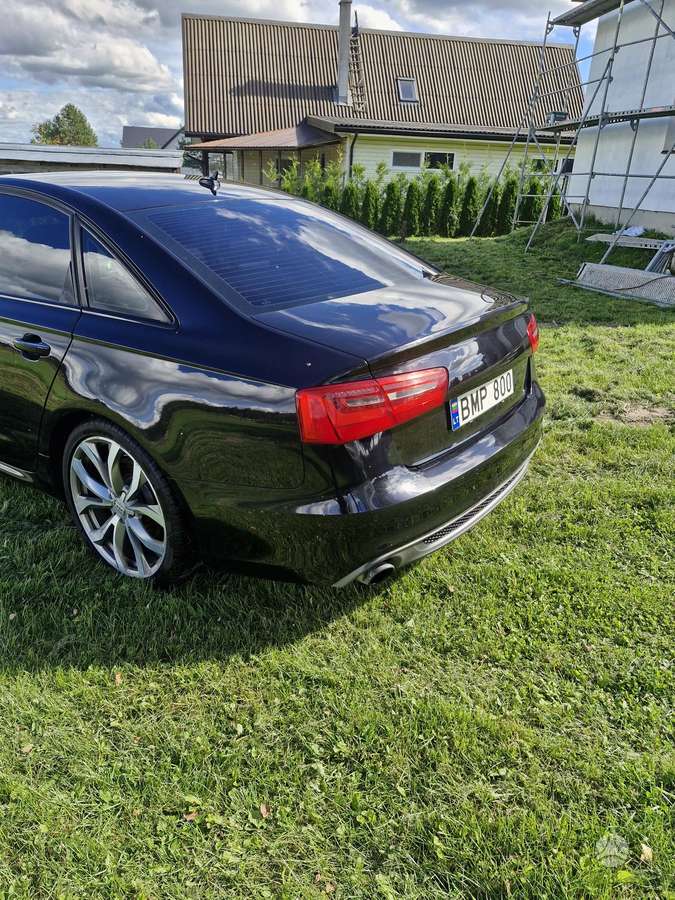 Audi A6, 3.0 l., Седан