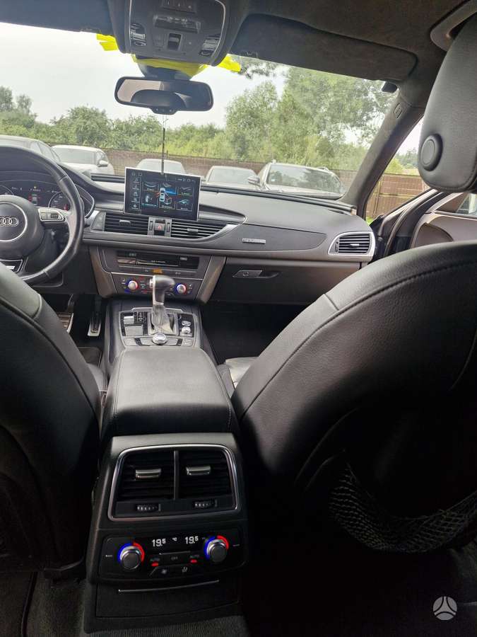 Audi A6, 3.0 l., Седан