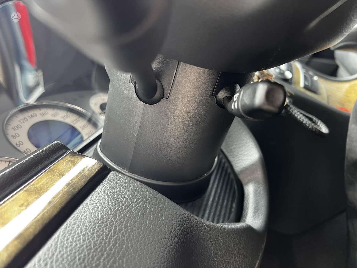 Mercedes-Benz E220, 2.2 l., Седан