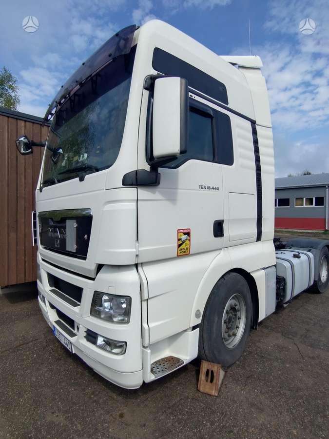 MAN Tgx 18.440, double sleeper
