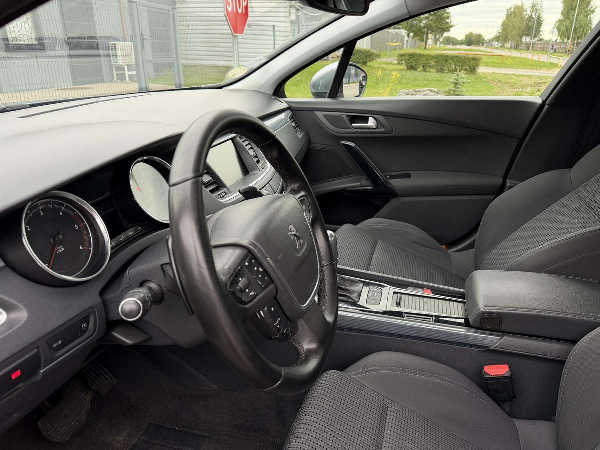 Peugeot 508 - 10
