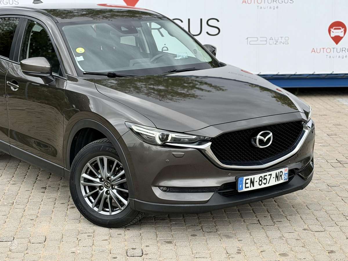 Mazda CX-5, 2.2 l., off-road / crossover