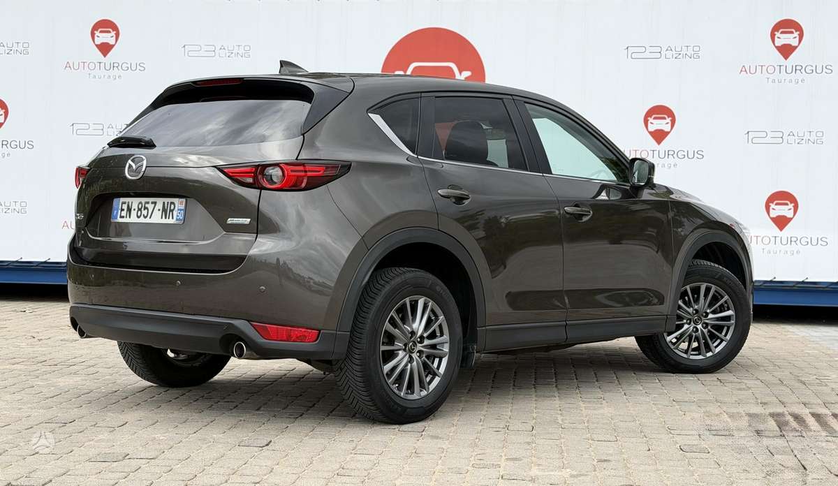 Mazda CX-5, 2.2 l., off-road / crossover