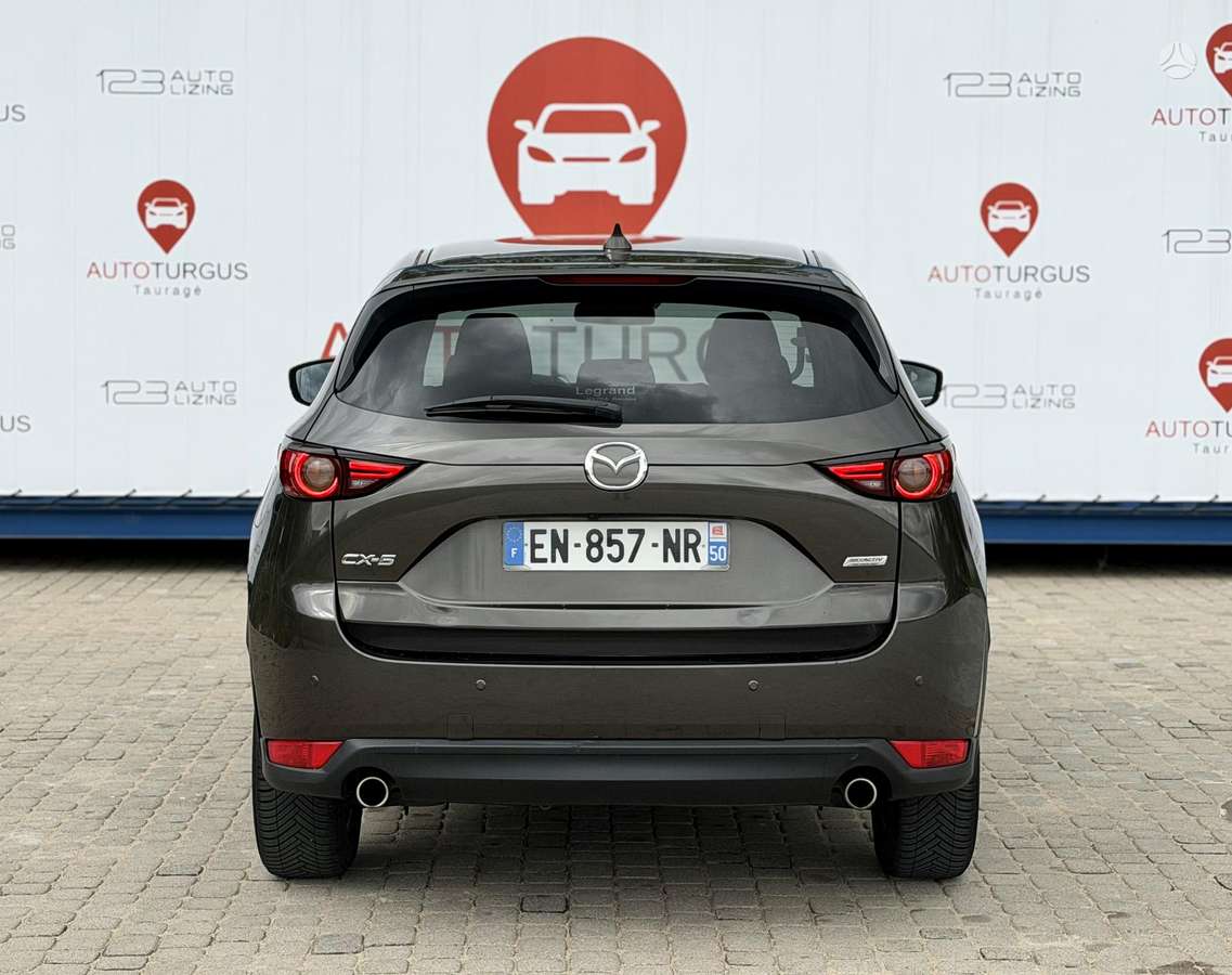 Mazda CX-5, 2.2 l., off-road / crossover