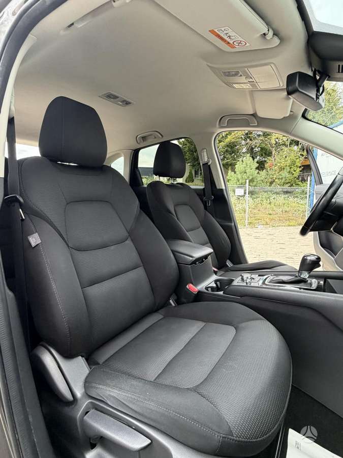Mazda CX-5, 2.2 l., off-road / crossover