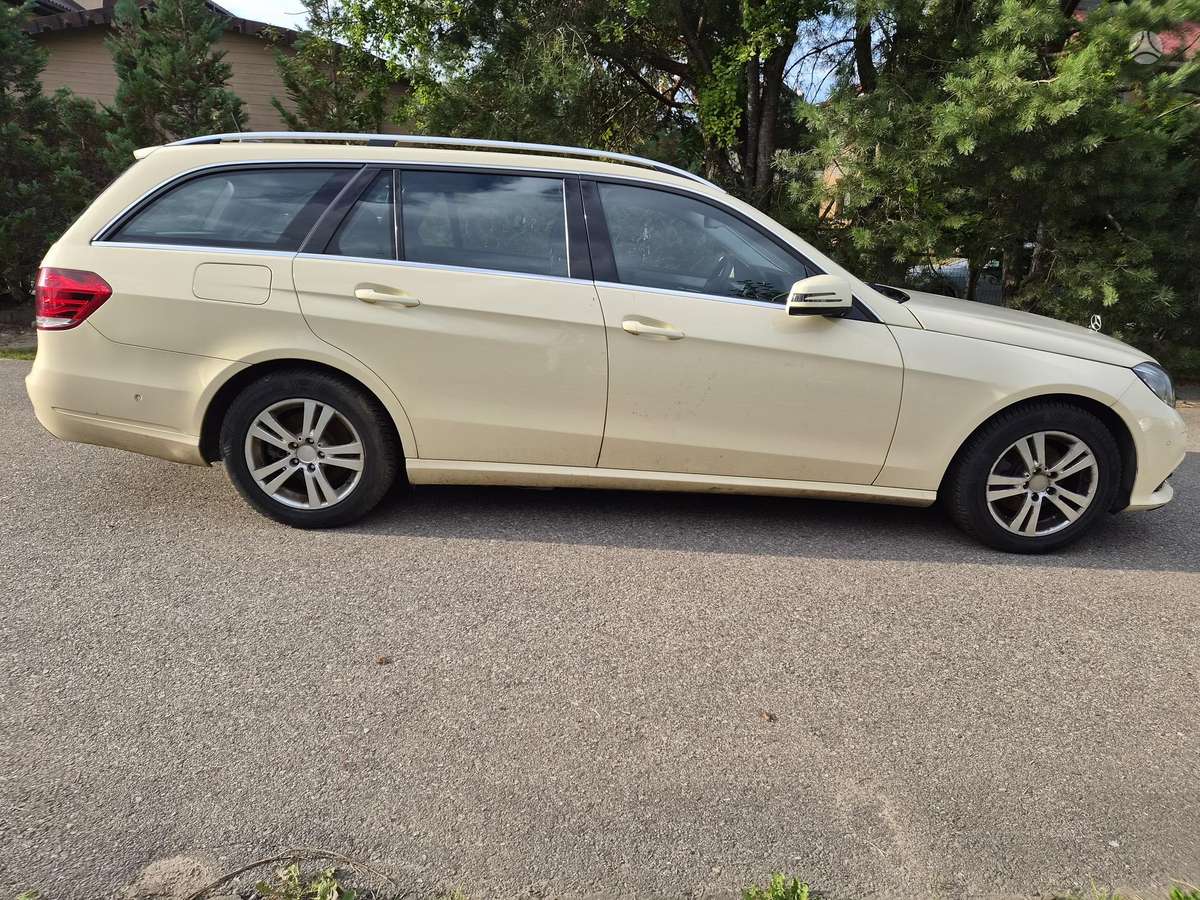 Mercedes-Benz E200, 2.1 l., Универсал