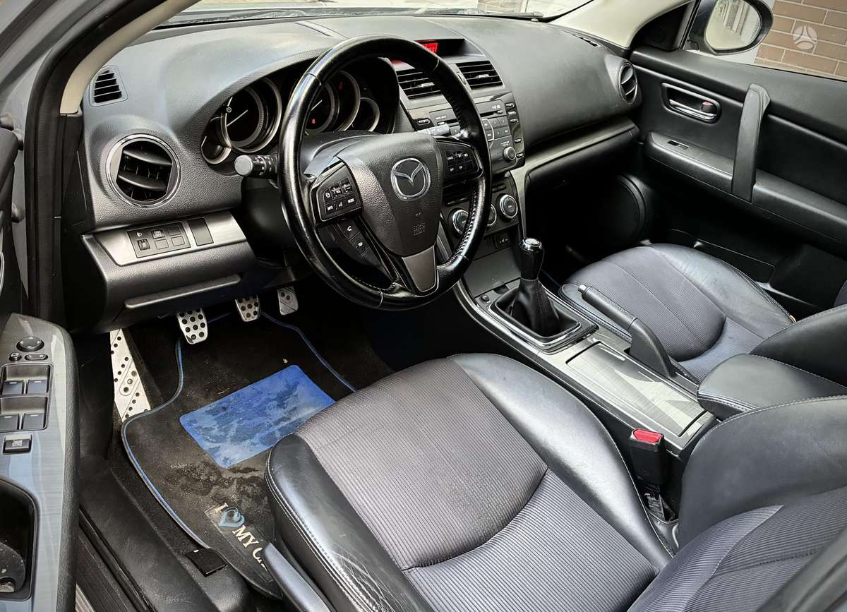 Mazda 6, 2.2 l., Хэтчбек