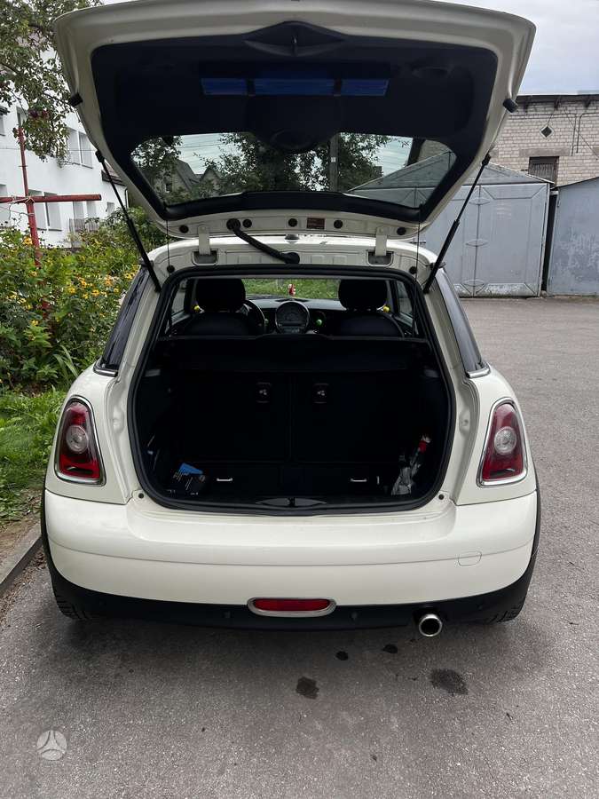 Mini One, 1.4 l., hatchback