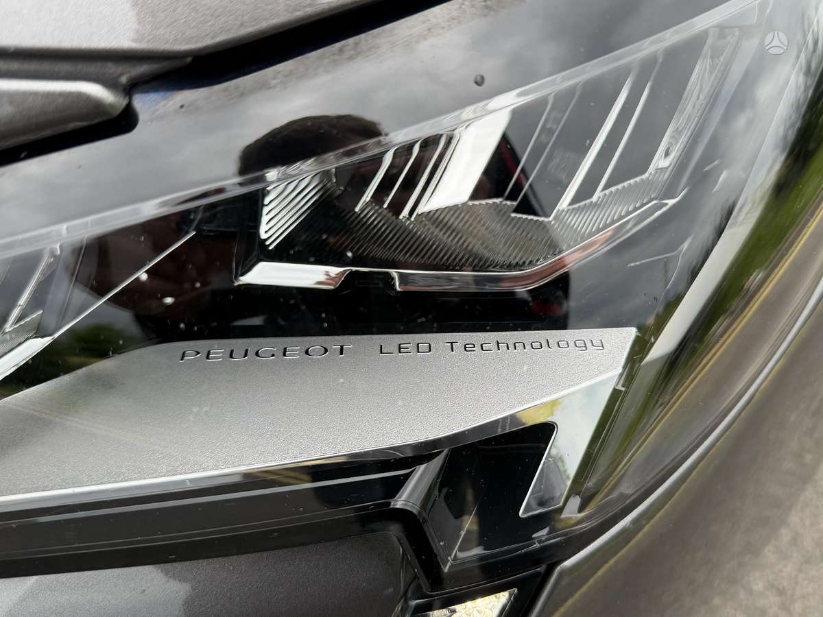 Peugeot 3008 - 11