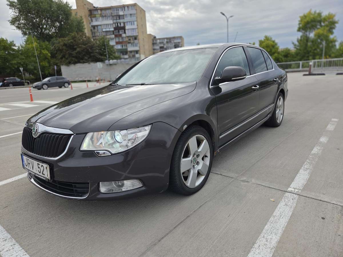 Škoda Superb - 1