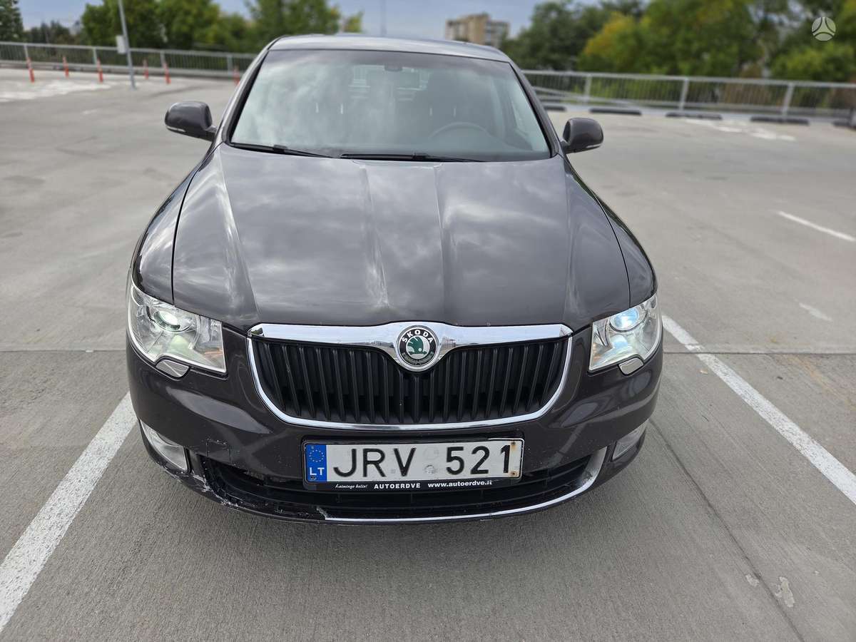 Škoda Superb - 2