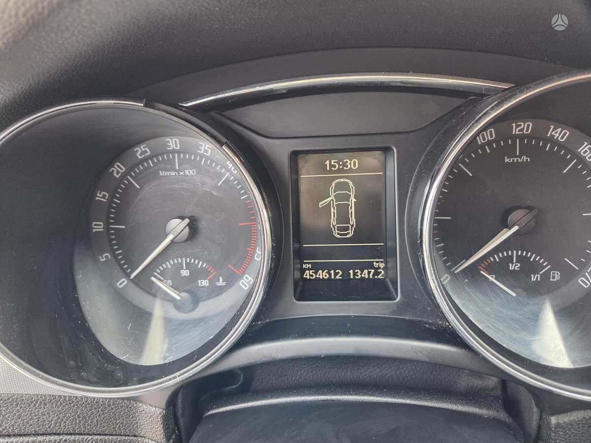 Škoda Superb - 7