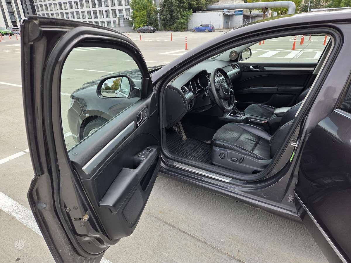 Škoda Superb - 8