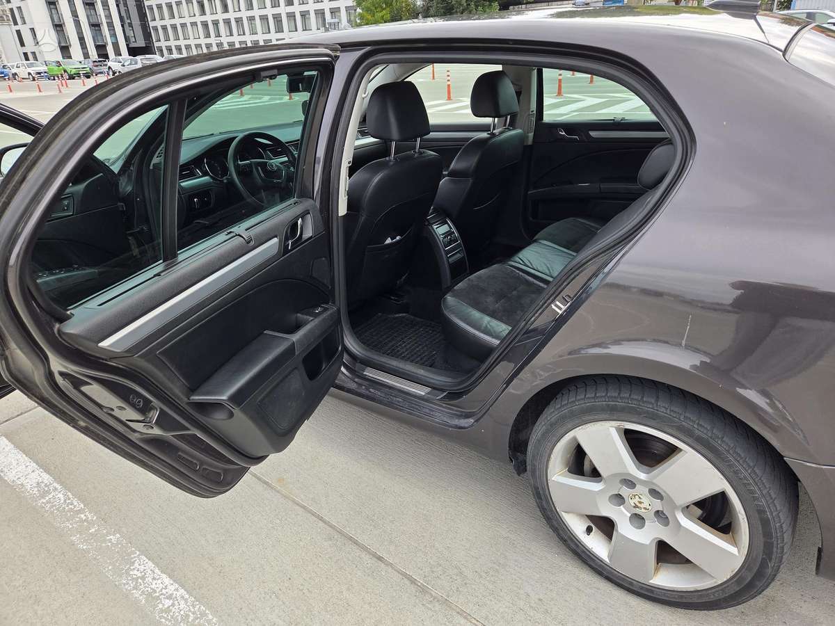 Škoda Superb - 12