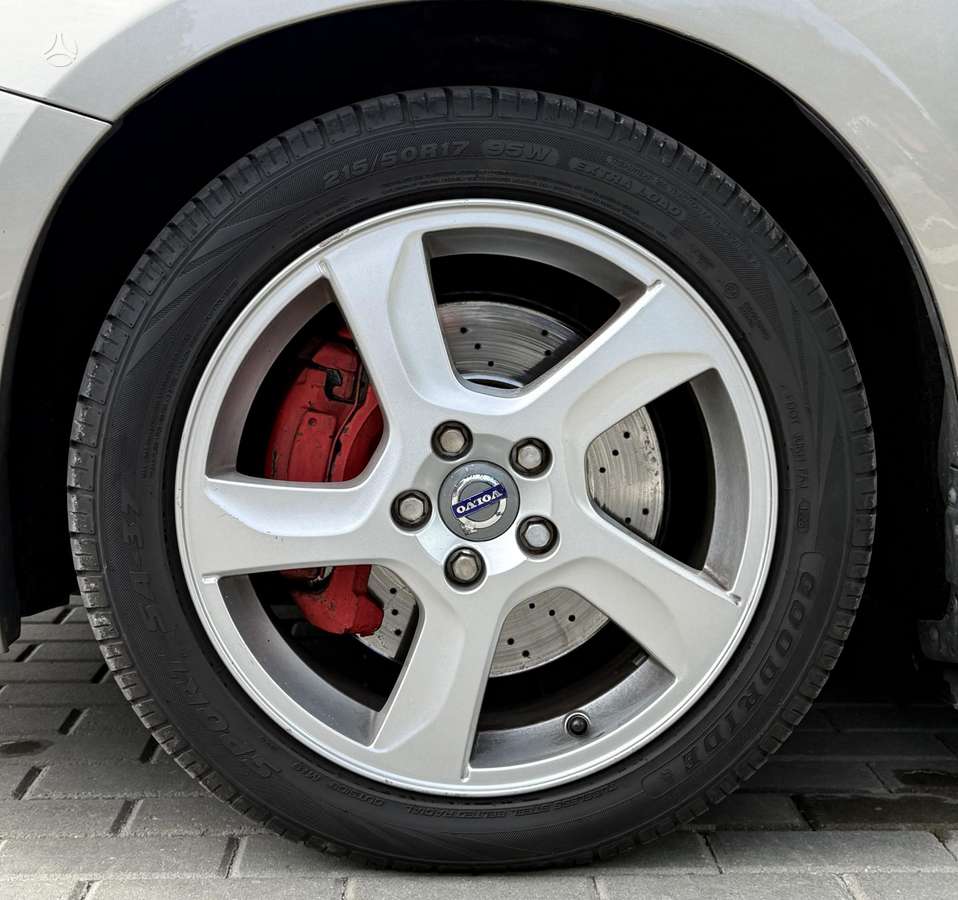 Volvo V60, 2.4 l., universalas