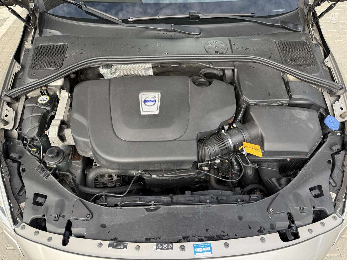 Volvo V60, 2.4 l., universalas