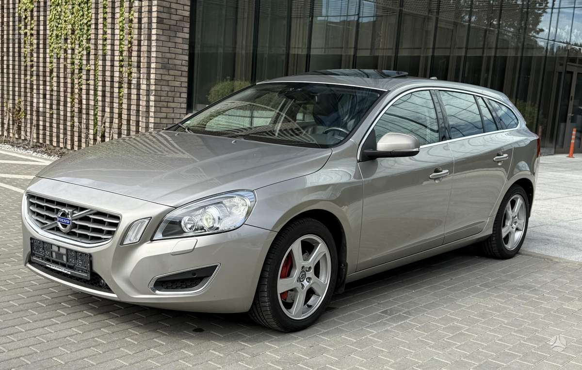 Volvo V60, 2.4 l., Универсал