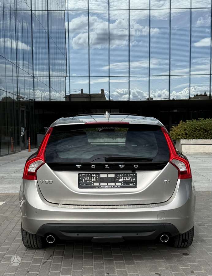 Volvo V60, 2.4 l., Универсал