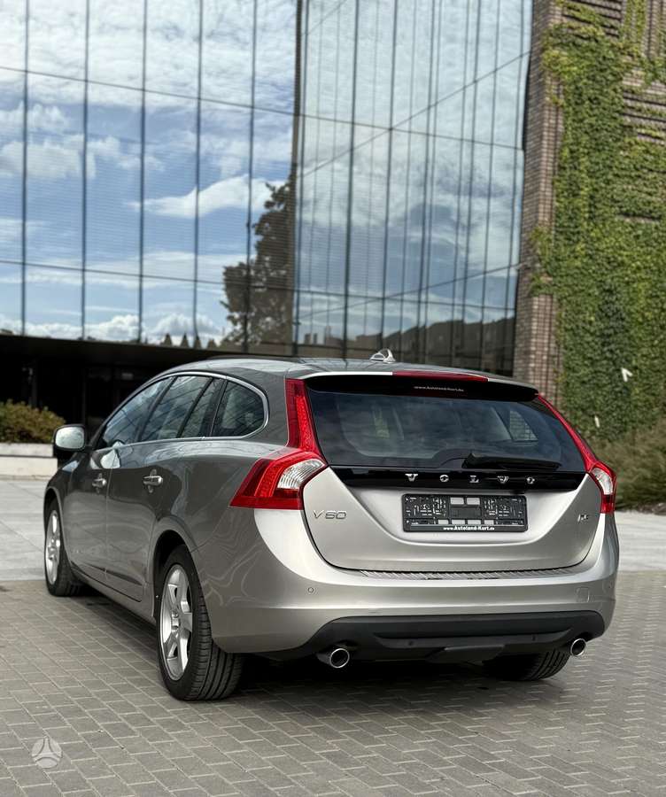 Volvo V60, 2.4 l., Универсал