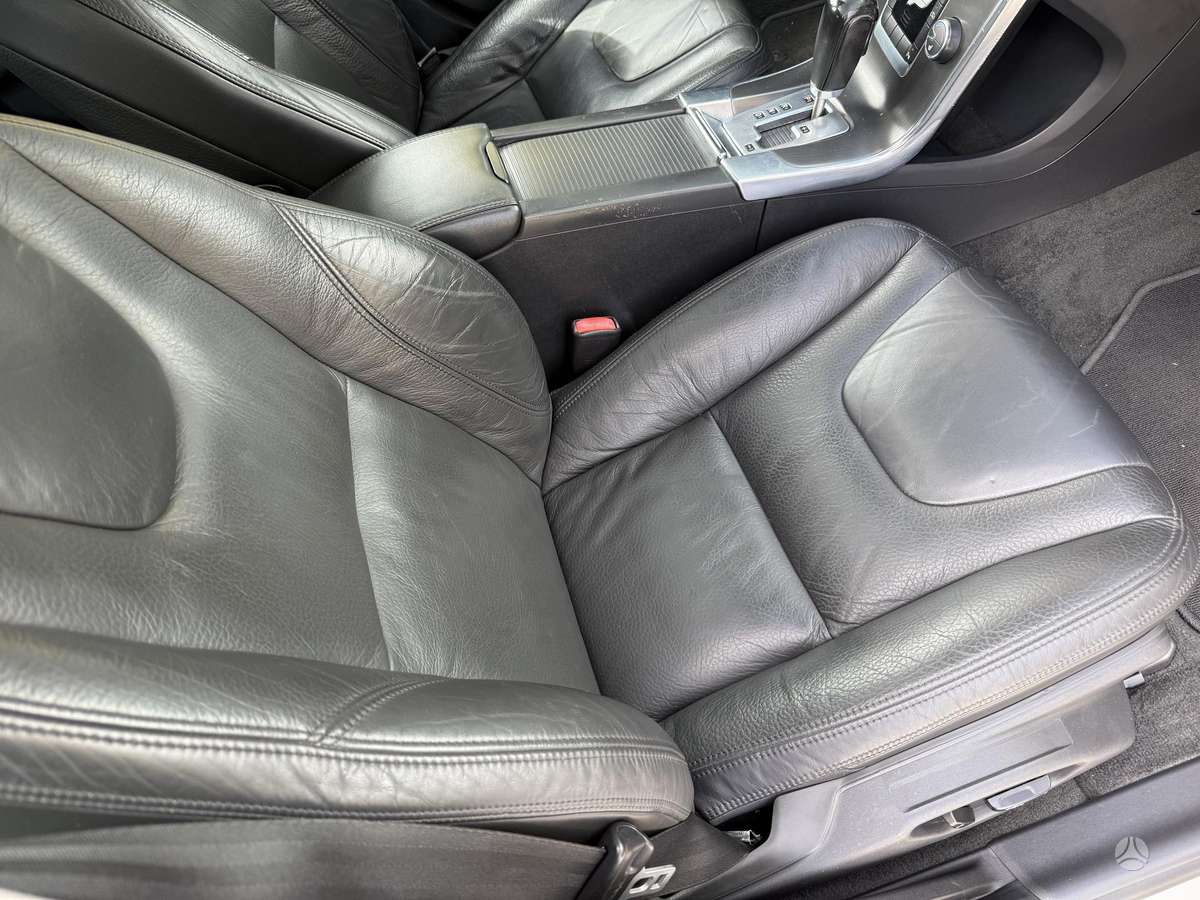 Volvo V60, 2.4 l., Универсал