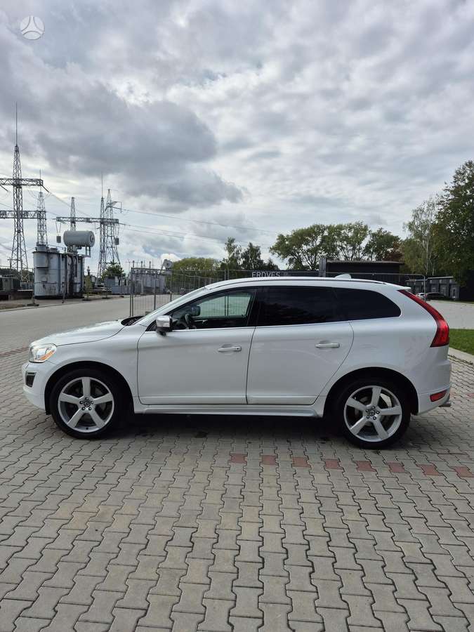 Volvo XC60 - 2