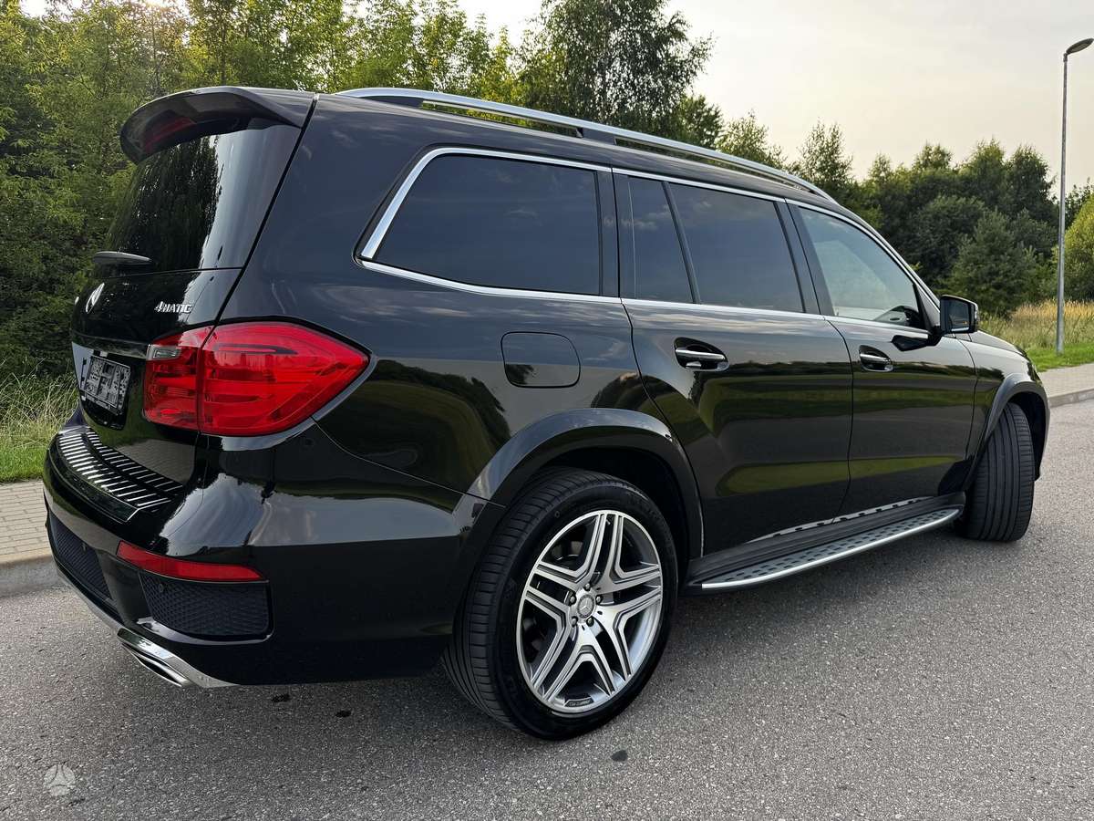 Mercedes-Benz GL500 - 5