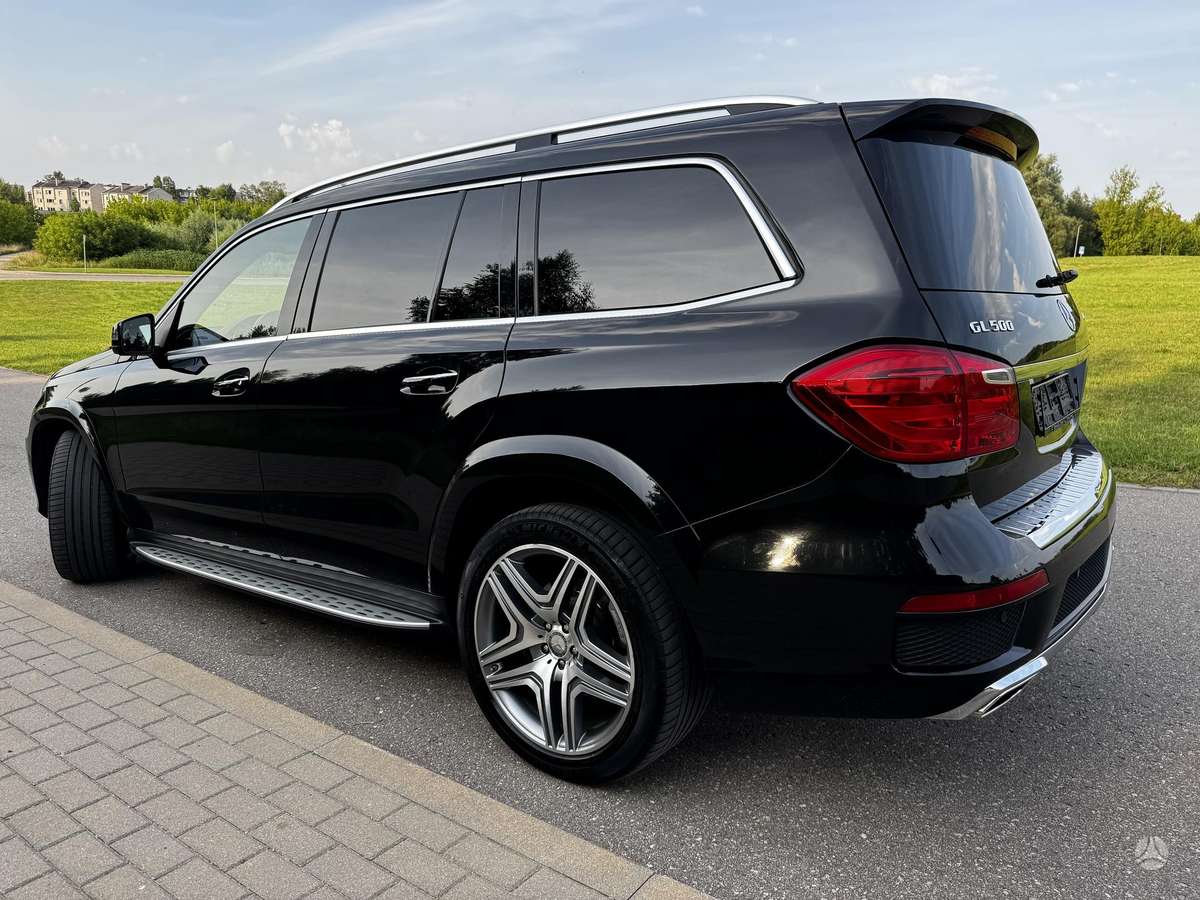 Mercedes-Benz GL500 - 8