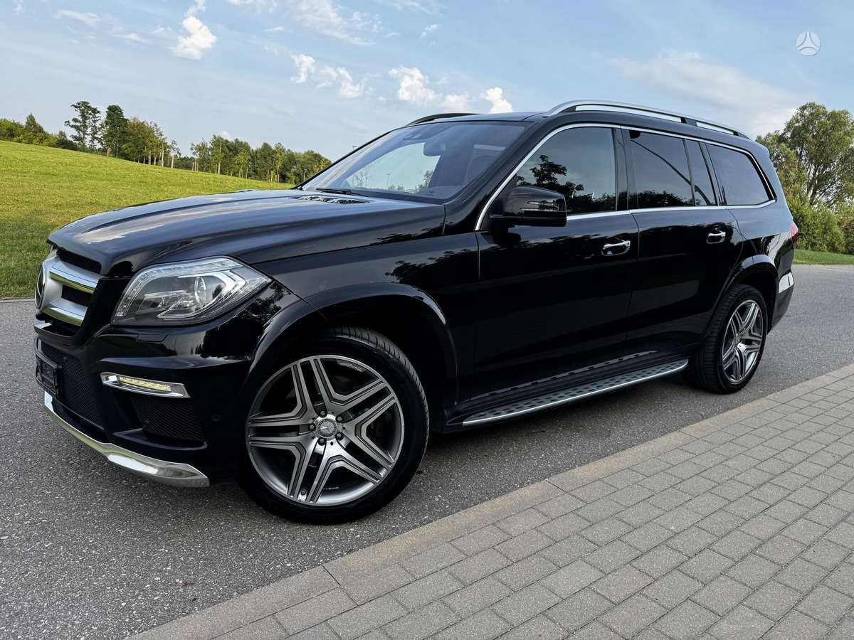Mercedes-Benz GL500 - 10