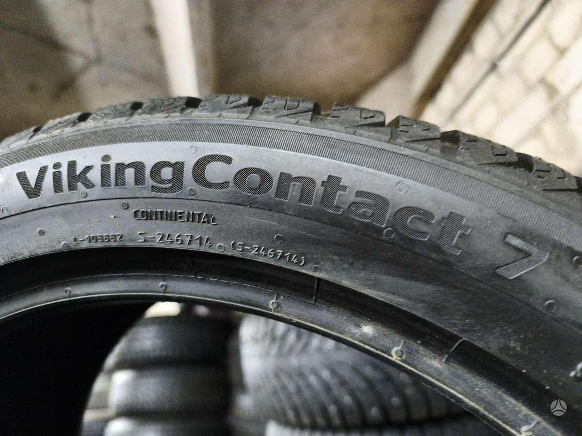 Continental VikingContact 7, winter 255/40 R19