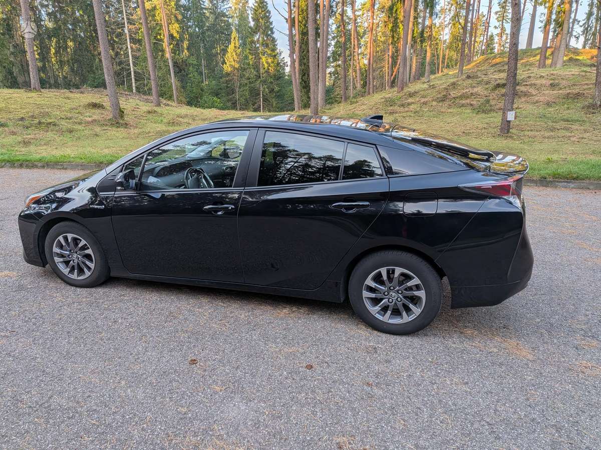 Toyota Prius - 8