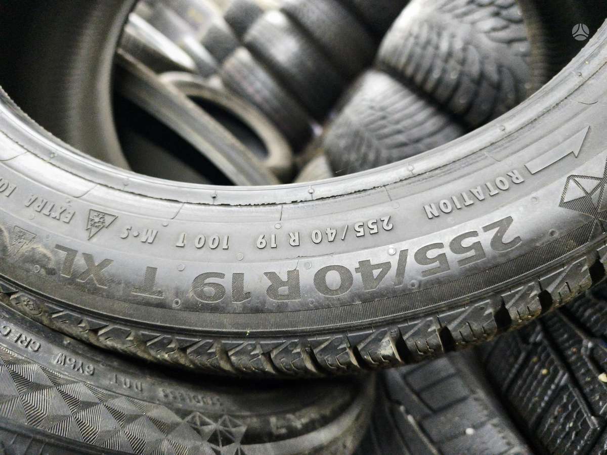 Continental VikingContact 7, winter 255/40 R19