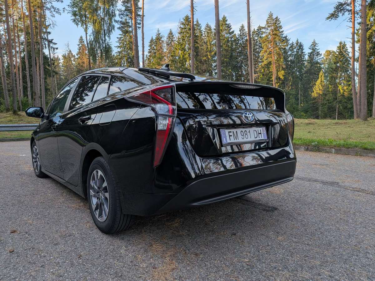 Toyota Prius - 9