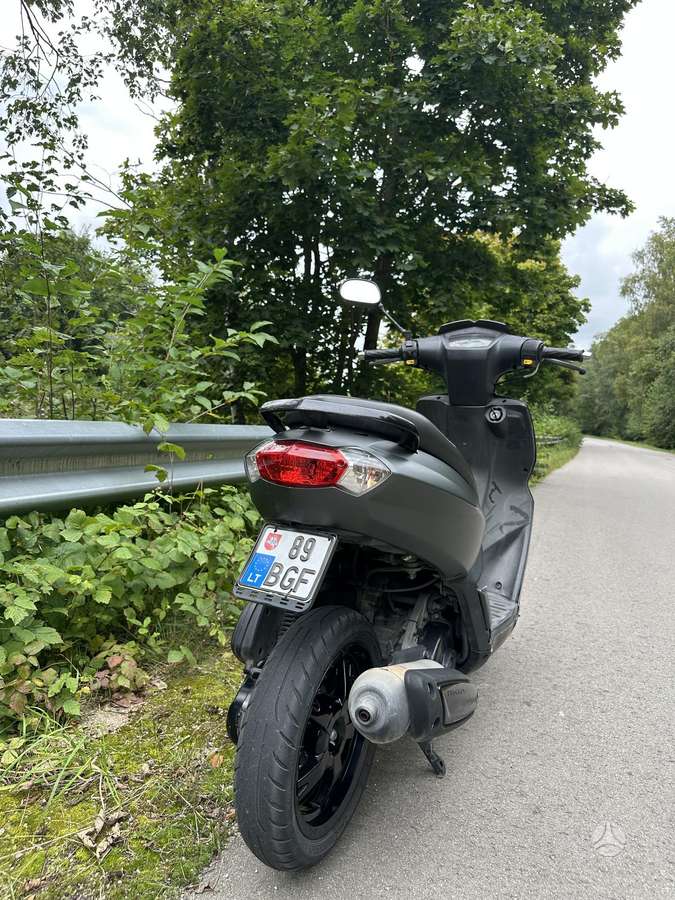 Peugeot Kisbee 49cc, scooters / mopeds
