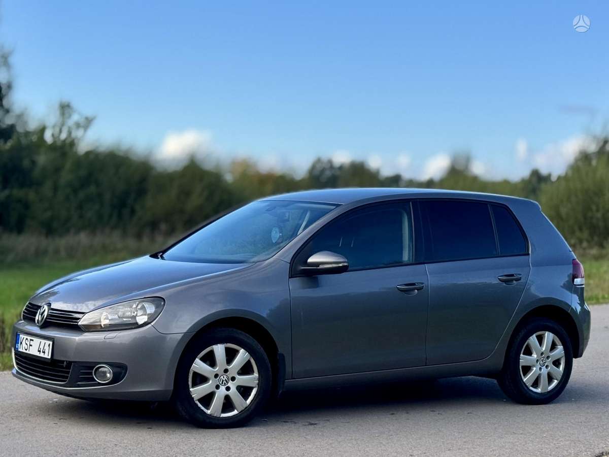 Volkswagen Golf - 4