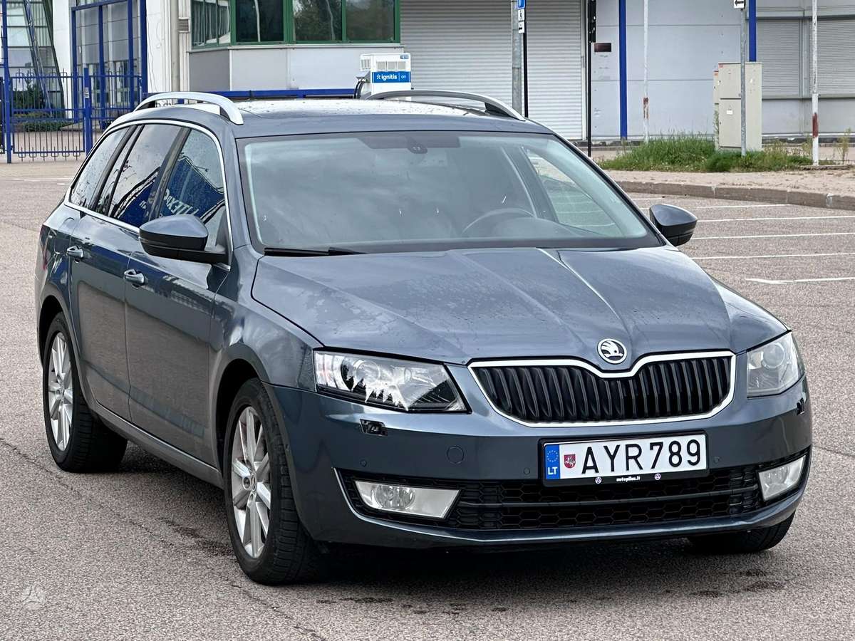 Škoda Octavia - 2