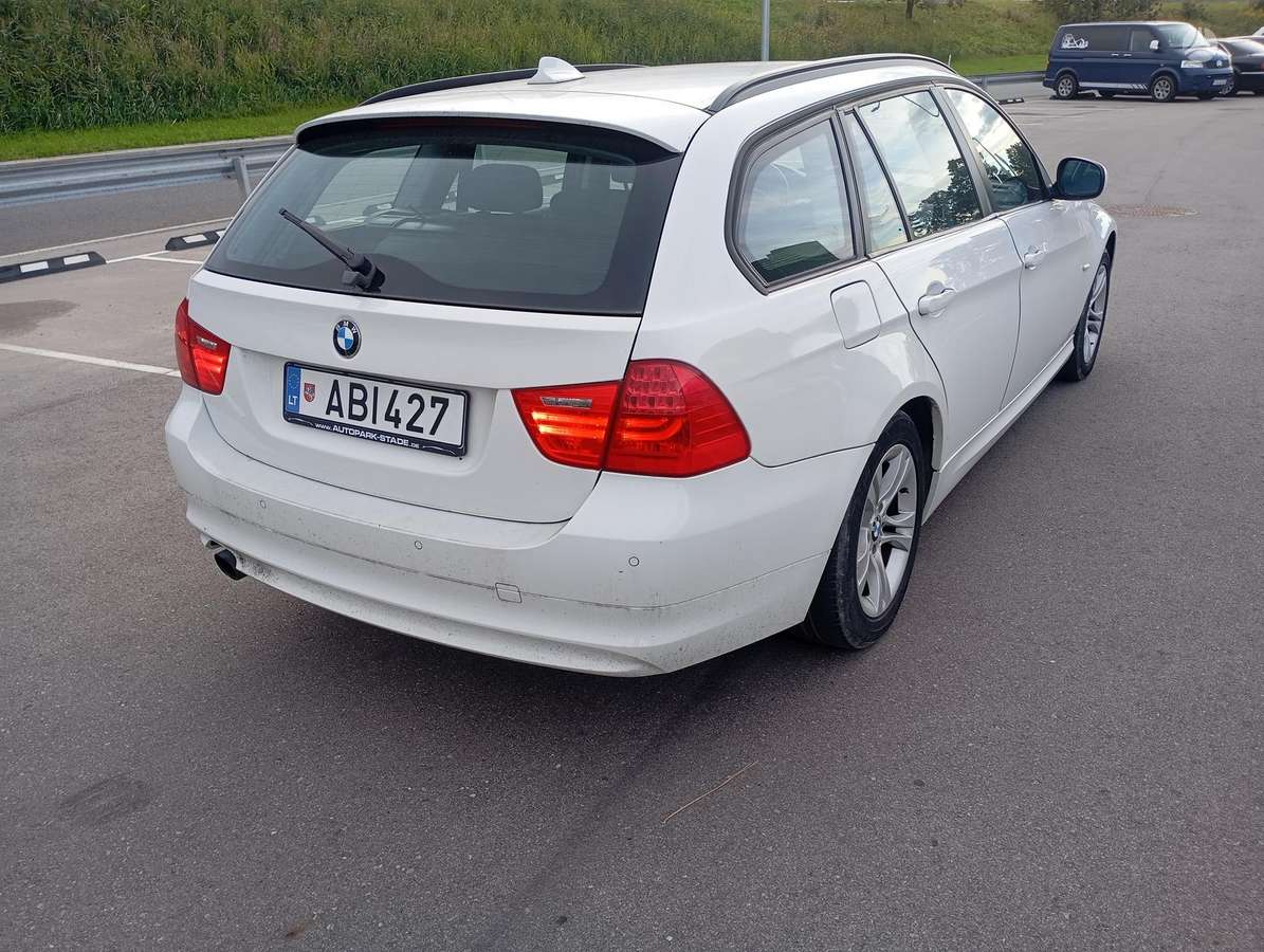 BMW 320, 2.0 l., wagon
