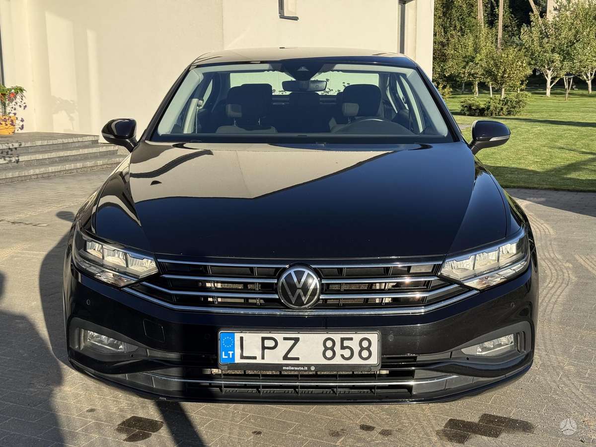 Volkswagen Passat - 2