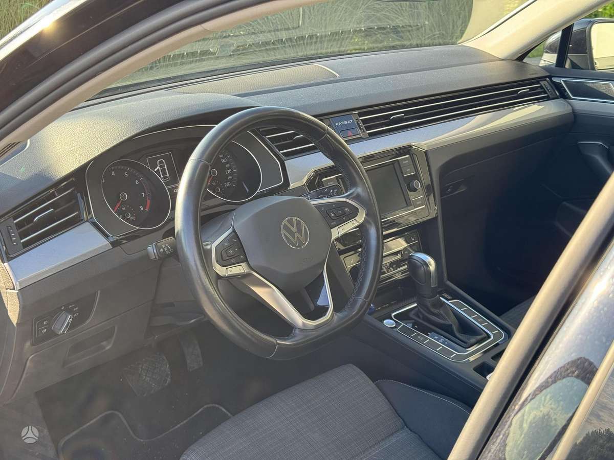 Volkswagen Passat - 7