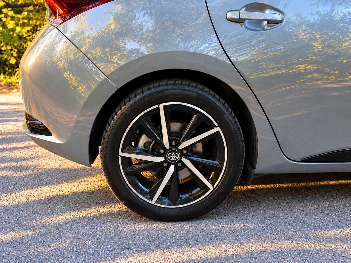 Toyota Auris - 8