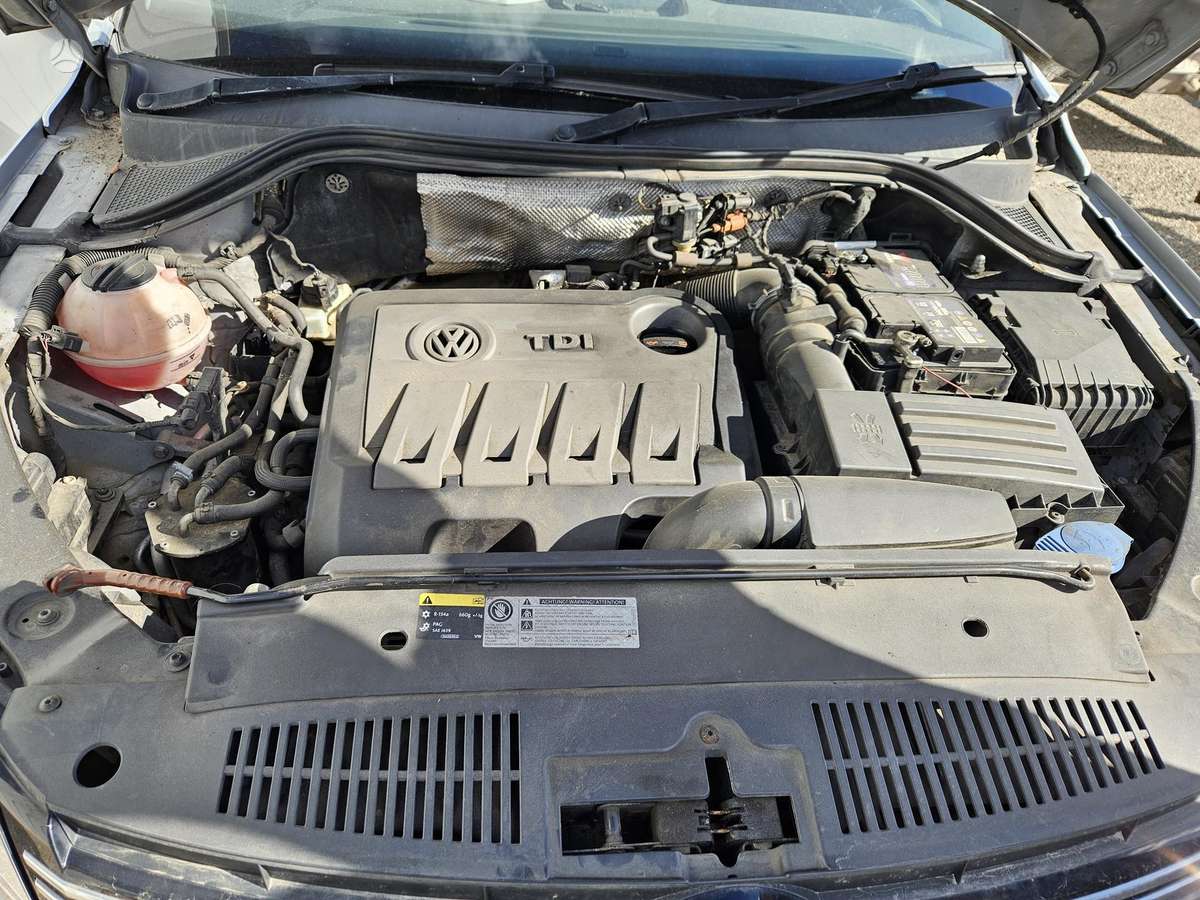 Volkswagen Tiguan - 11