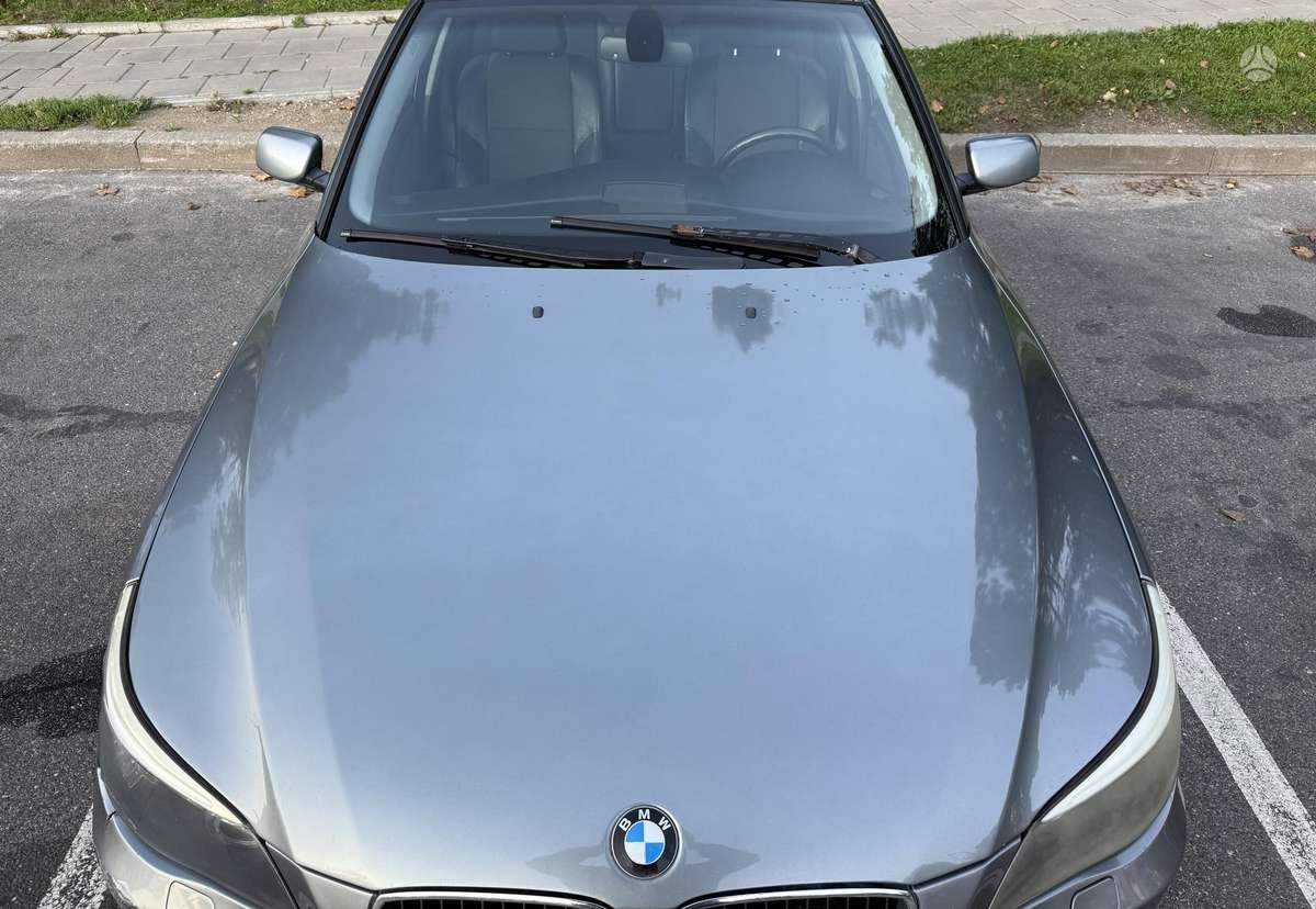 BMW 520, 2.0 l., Седан