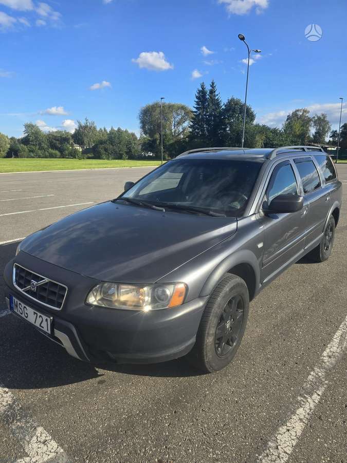 Volvo XC70 - 1