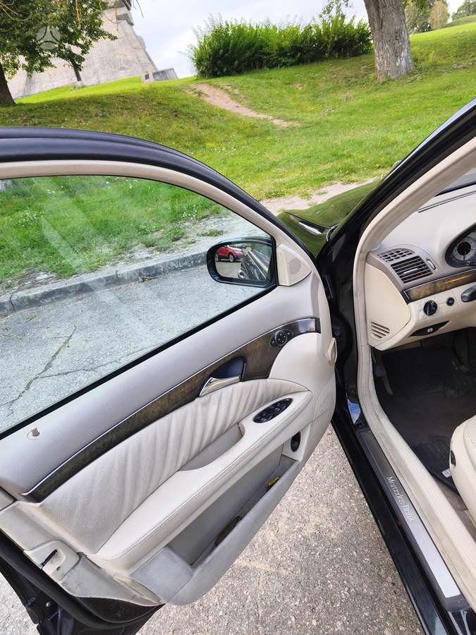 Mercedes-Benz E270, 2.7 l., Универсал