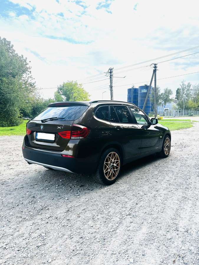 BMW X1, 2.0 l., Хэтчбек